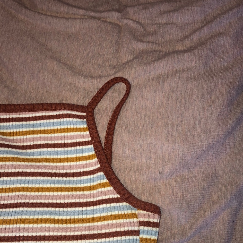 Striped Ribbed Tank Top - Picture 2 of 3